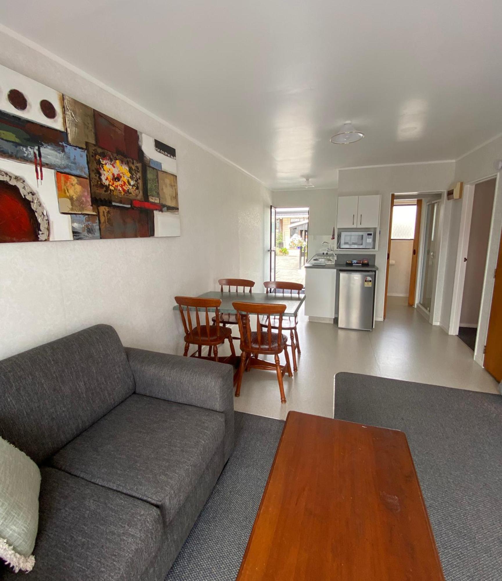 Opononi Lighthouse Motel מראה חיצוני תמונה